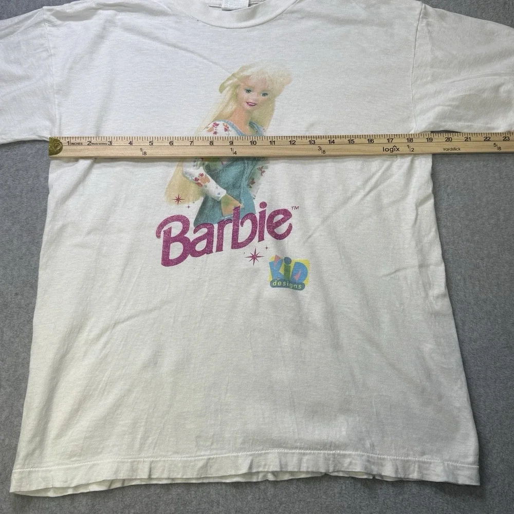 Vintage 90s Barbie Graphic T-Shirt Kid Designs Tee M Y2K Mattel‎